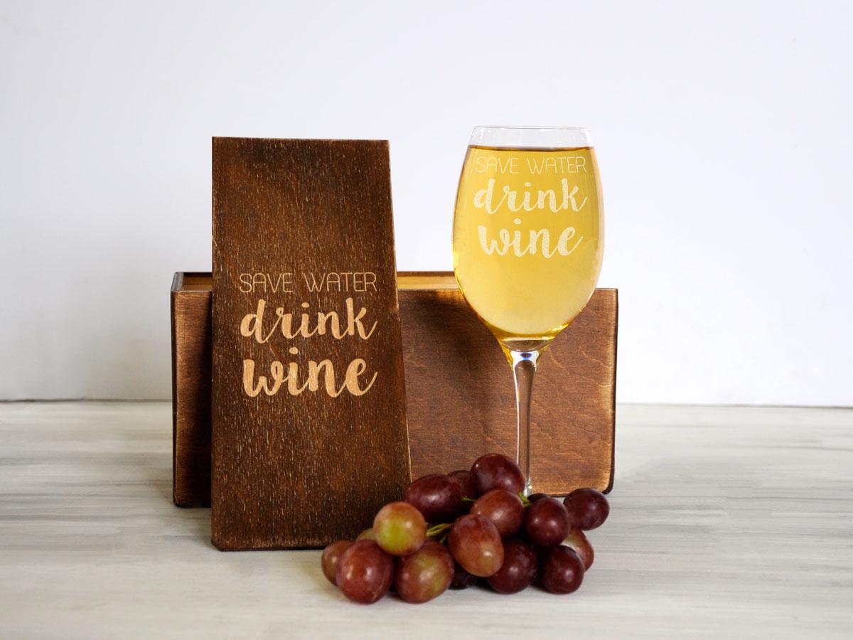 Винный бокал Woodpresent Save water drink wine в деревянной коробке 360 мл