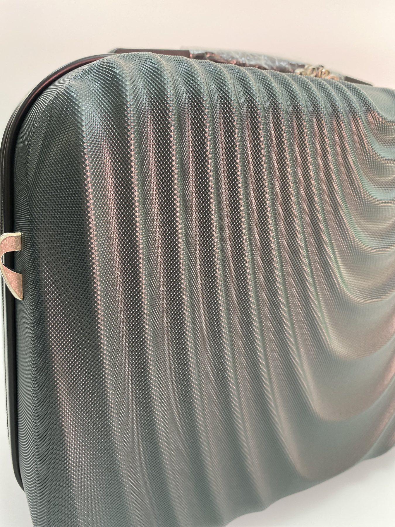 Кейс пластиковий Wings 304 Зелений - фото 3 Кейс пластиковий Wings 304 Зелений - фото 3