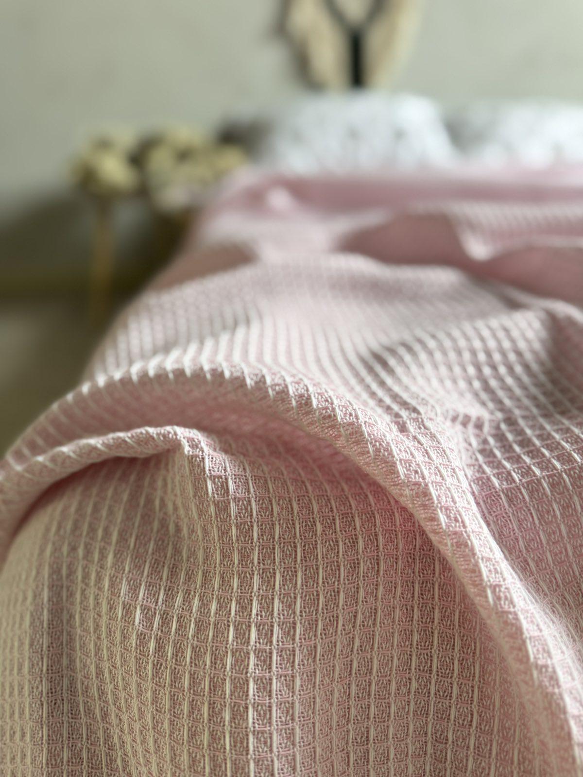 Простирадло вафельне ZEINTEX бавовняне 200х220 см Рожевий (26417913) - фото 2 Простирадло вафельне ZEINTEX бавовняне 200х220 см Рожевий (26417913) - фото 2