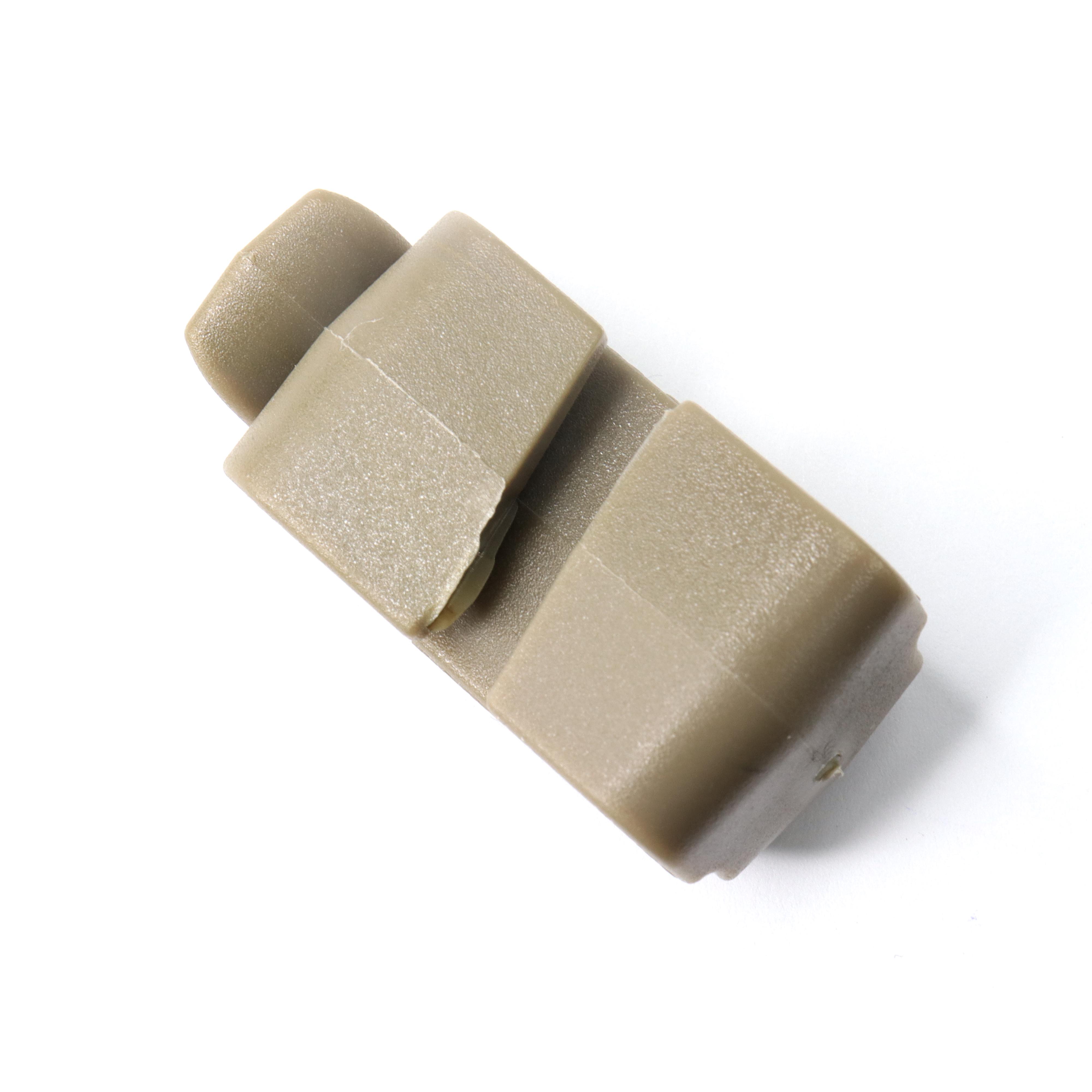 Крючок полиамидный 25 мм Койот (021209) - фото 3 Крючок полиамидный 25 мм Койот (021209) - фото 3