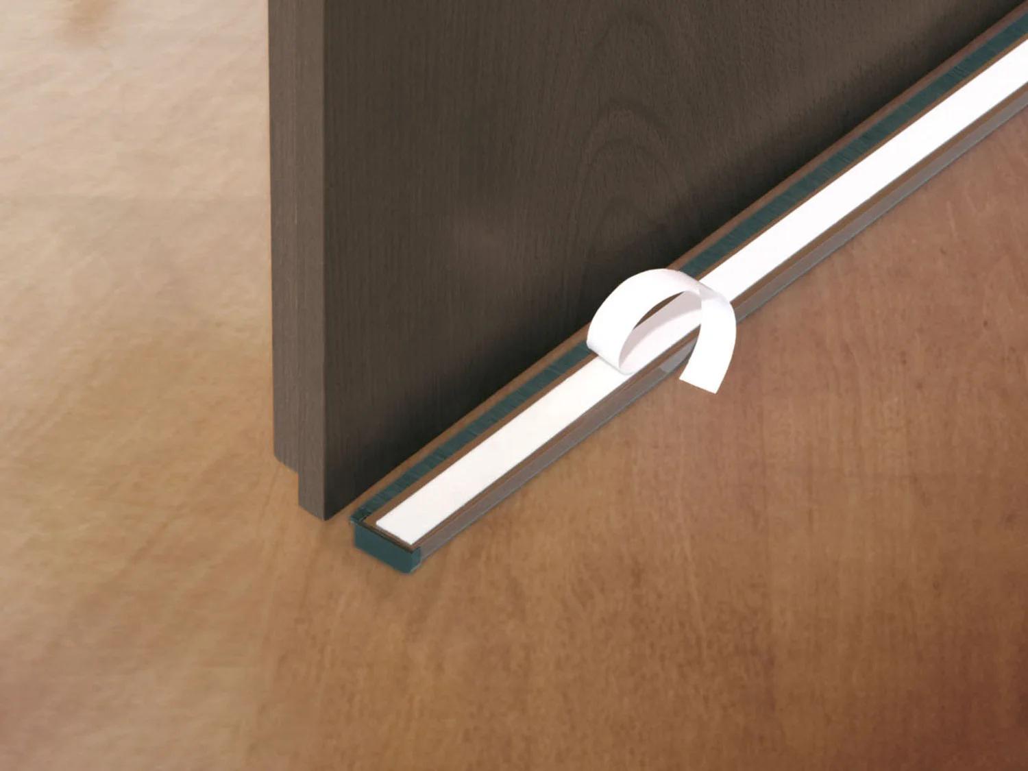 Уплотнитель для дверей PARKSIDE щеточный автоматический самоклеящийся 100 см (N1-01064) - фото 5 Уплотнитель для дверей PARKSIDE щеточный автоматический самоклеящийся 100 см (N1-01064) - фото 5