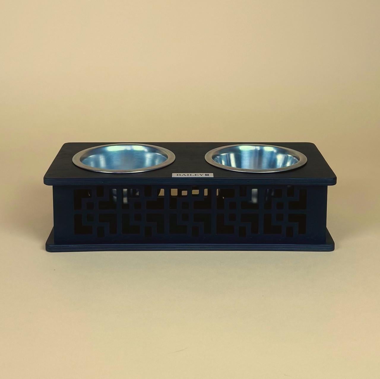 Кормушка для собак и кошек High-tech M Black (2491783567)
