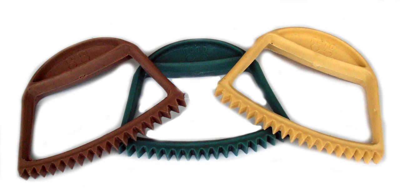 Гребешок Наващиватель вощины полимерный, ручной. Гребешок Наващиватель вощины полимерный, ручной.