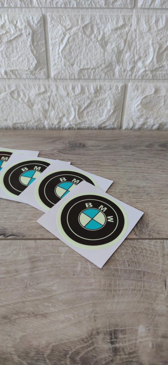 Пленка защитная на логотип авто BMW 5 шт. (KG-6231) - фото 2