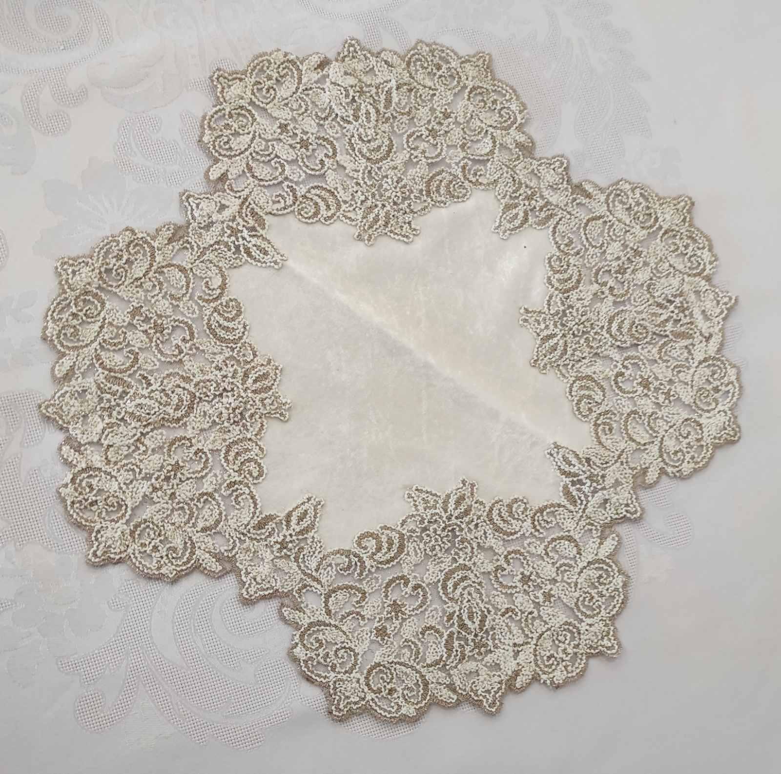 Салфетка велюровая Acme с кружевом 40x40 Quenn Krem (CN7489)