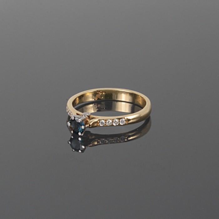 Кільце з жовтого золота з сапфіром і діамантами (2248955743)
