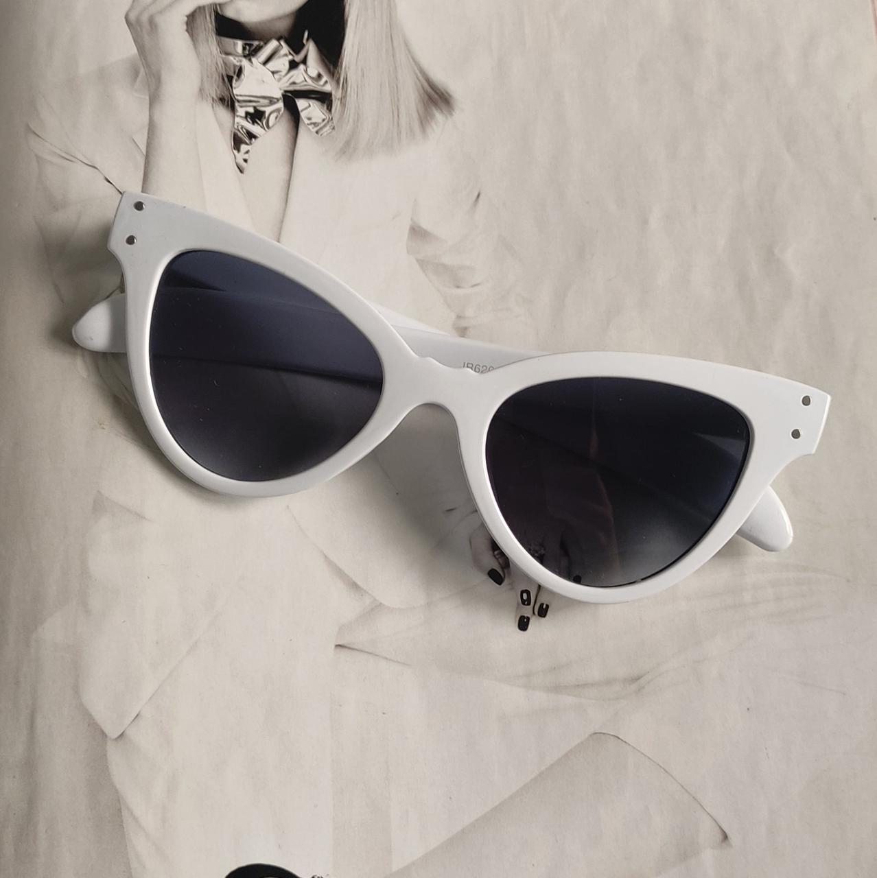 Очки солнцезащитные Кошачий глаз