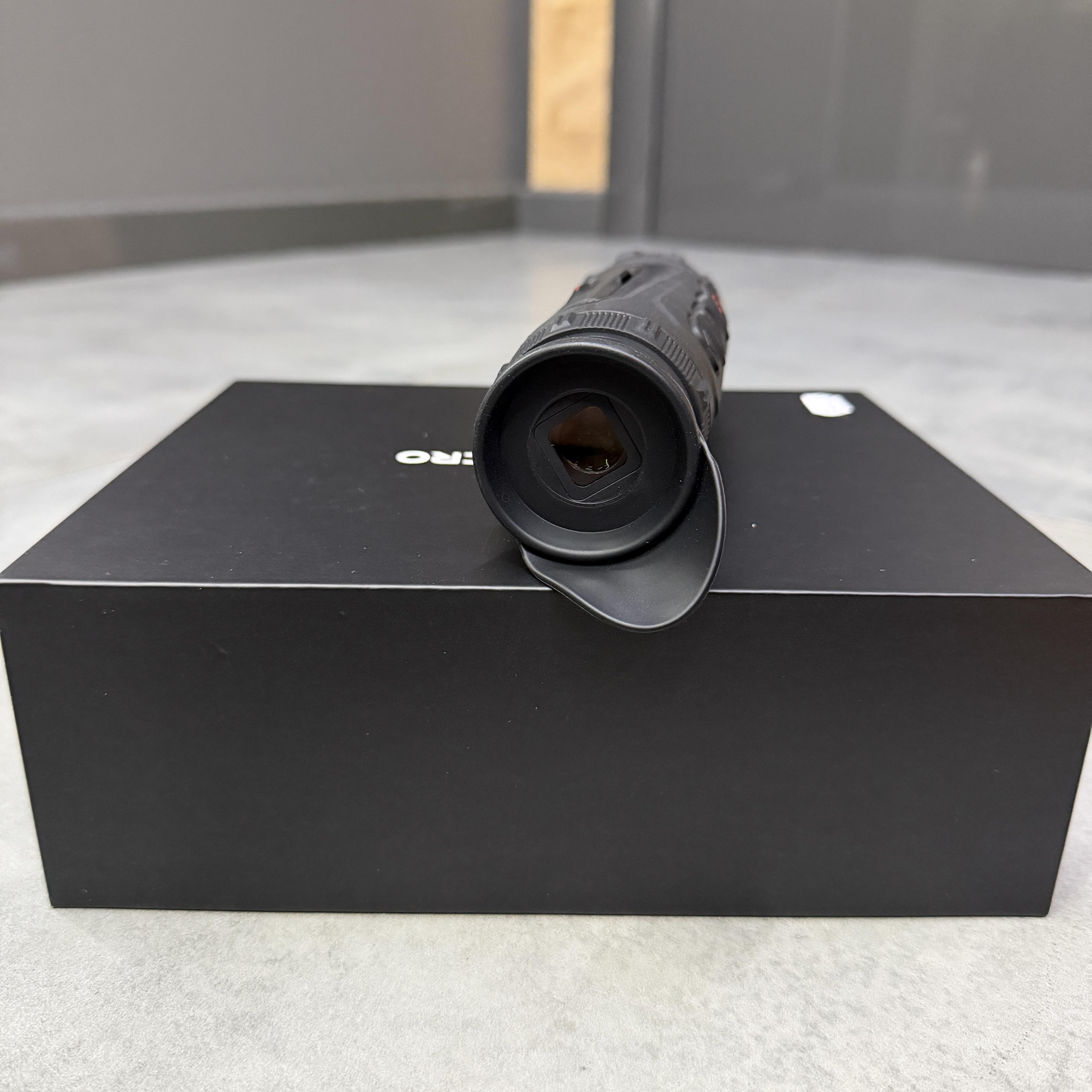 Тепловізійний монокуляр HikMicro Lynx LH35 3.0 384x288 50 Гц об'єктив 35 мм AMOLED 1920x1080 (HM-TSF3-35Y1G/W1-LH35 3.0) - фото 8