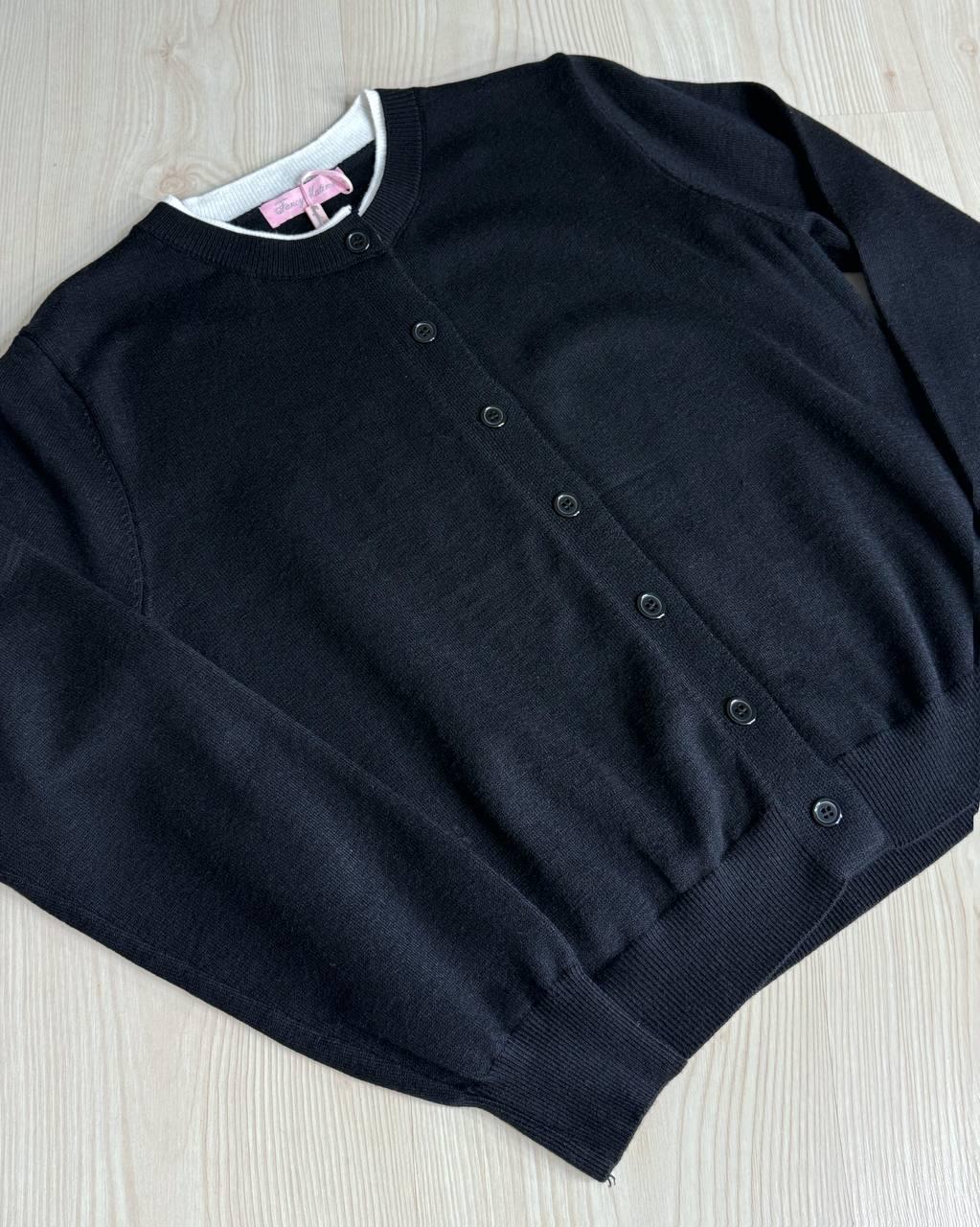 Кардиган жіночий Fancy Matinee 1527 на ґудзиках з контрастним коміром OS Чорний (5011) - фото 5 Кардиган жіночий Fancy Matinee 1527 на ґудзиках з контрастним коміром OS Чорний (5011) - фото 5