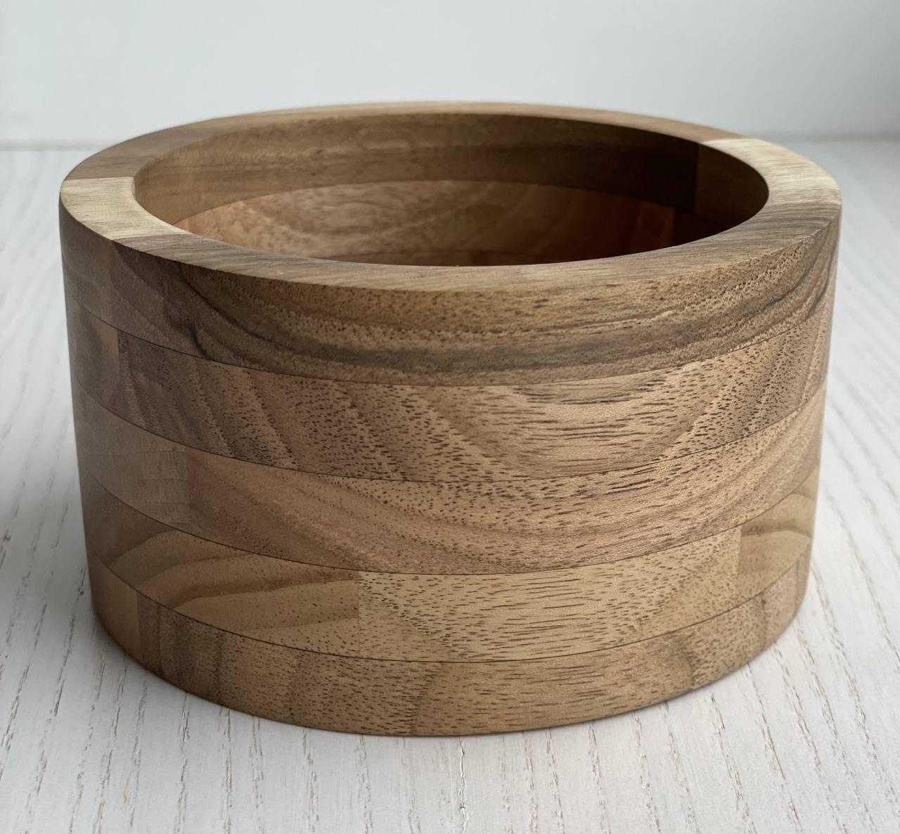 Емкость круглая деревянная для изготовления свечей (9384483)