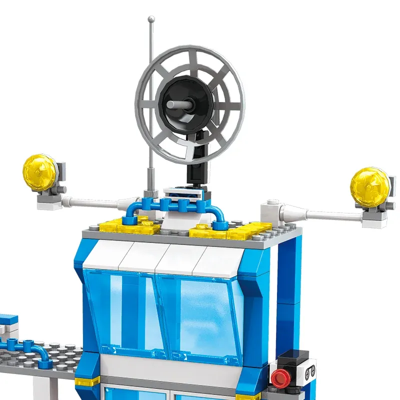 Конструктор City полицейский участок с тюрьмой/персонажами и машинками 753 дет. - фото 6