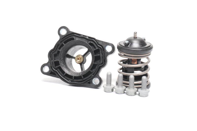 Термостат с корпусом уплотнением и болтами BMW (44685)