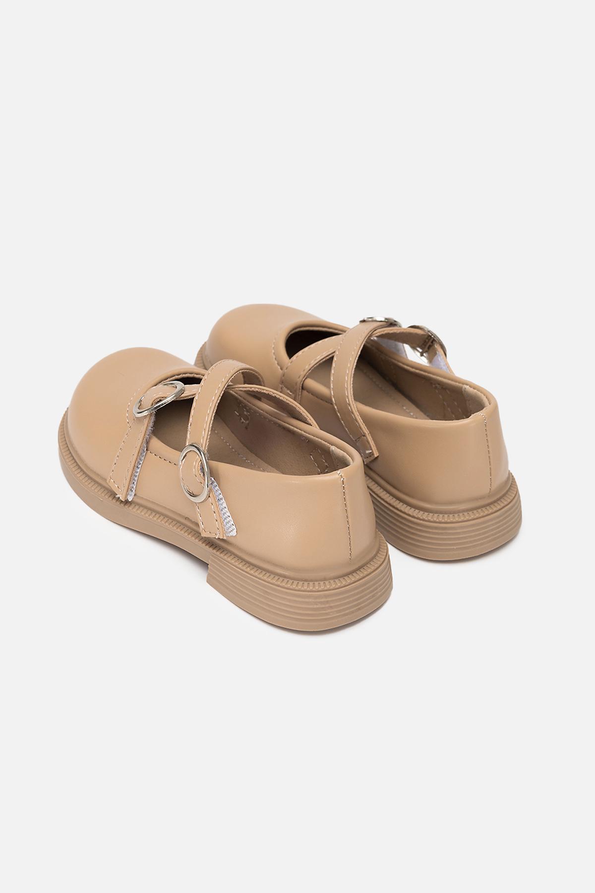 Туфлі на плоскій підошві для дівчинки р. 26 Бежевий (SKT000995515) - фото 4 Туфлі на плоскій підошві для дівчинки р. 26 Бежевий (SKT000995515) - фото 4