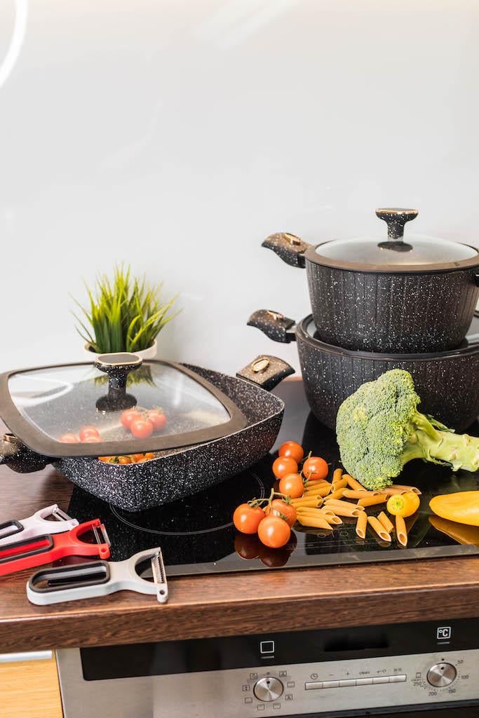 Сковорода сотейник с антипригарным покрытием Bollire Sicilia 4,4 л 28x28 см (BR-1515) - фото 6 Сковорода сотейник с антипригарным покрытием Bollire Sicilia 4,4 л 28x28 см (BR-1515) - фото 6