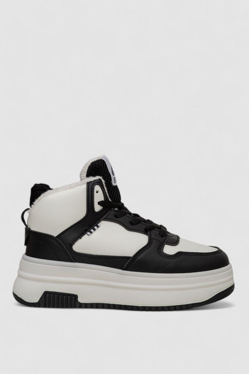 Кросівки жіночі зимові Stilli 248RAM09 р. 36 Біло-чорний (115254_830044) Кросівки жіночі зимові Stilli 248RAM09 р. 36 Біло-чорний (115254_830044)