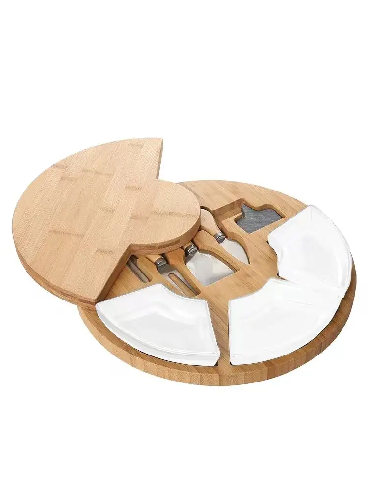 Доска разделочная из бамбука круглая с соусниками ножами лейблом и мелом 33 см Белый