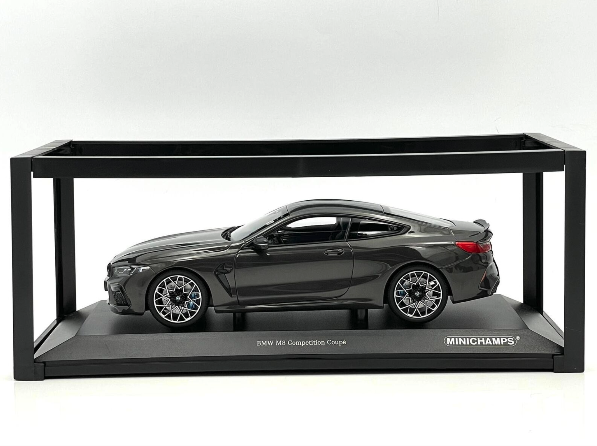  M8 Competition 1/18 ミニカー ᐉ Модель автомобиля 1:18 BMW M8 Competition Coupe F92 2020 Grey