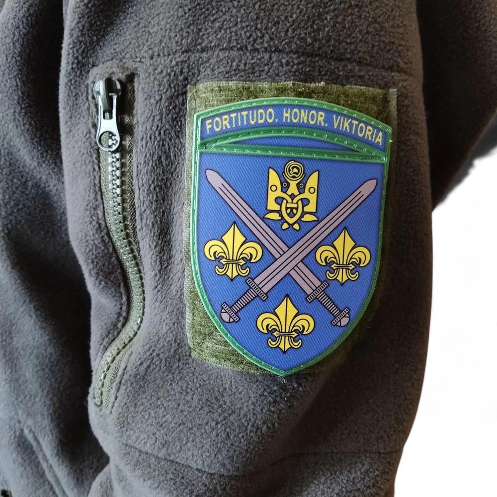 Патч-шеврон ВСУ 155 ОМБр Fortitudo Honor Viktoria 2025 (29467712) - фото 3 Патч-шеврон ВСУ 155 ОМБр Fortitudo Honor Viktoria 2025 (29467712) - фото 3