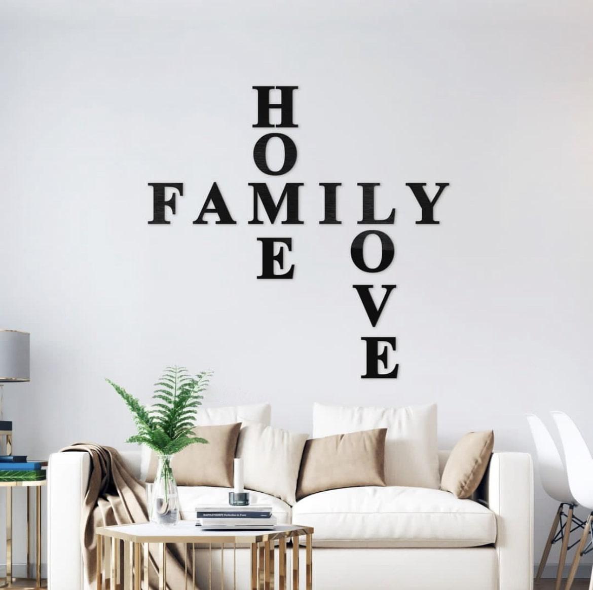 Декоративне панно Family Love Home 110 см Чорний (01191-чор-110)