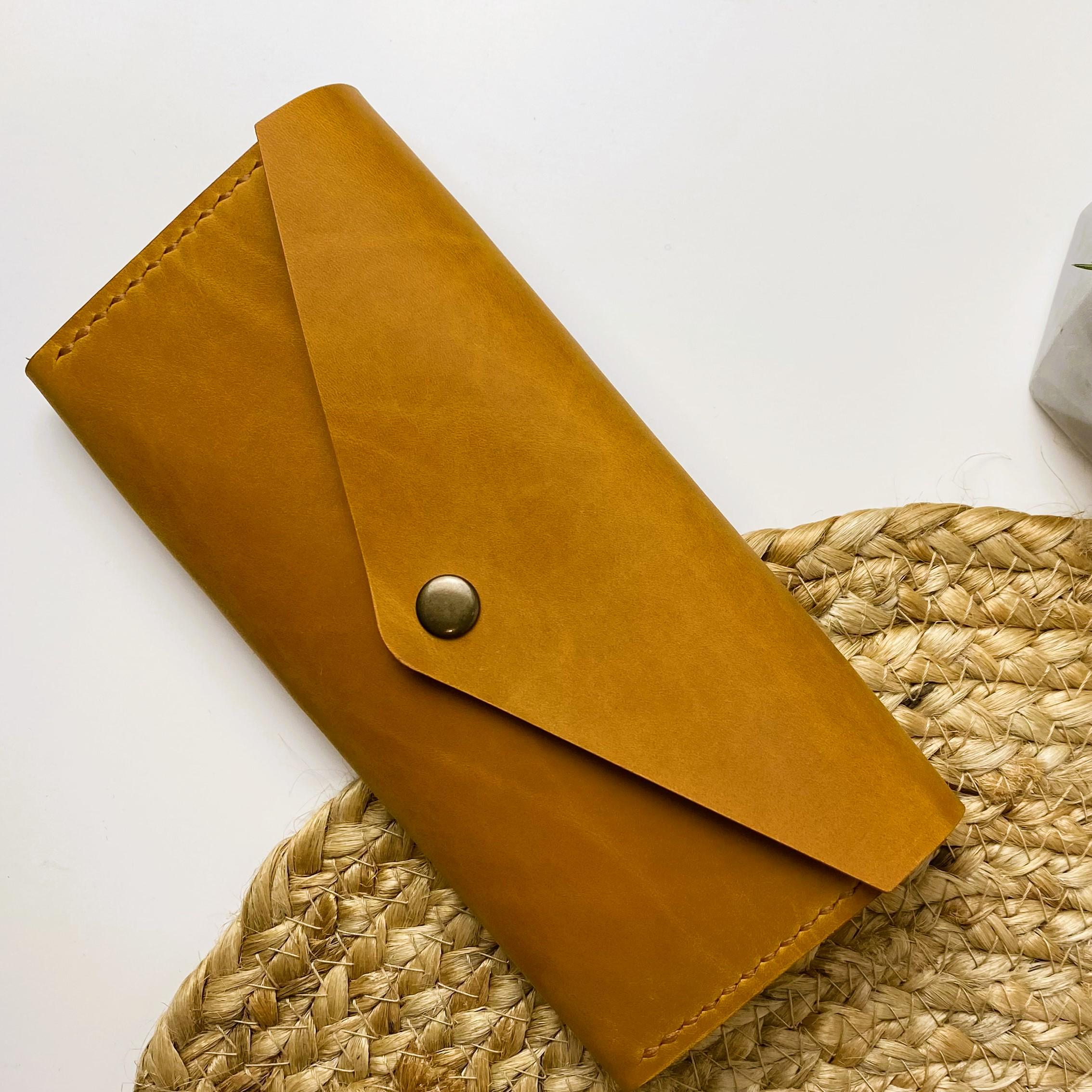 Кошелек женский кожаный Stedley leather Классик 1.0 Песочный (30639876)