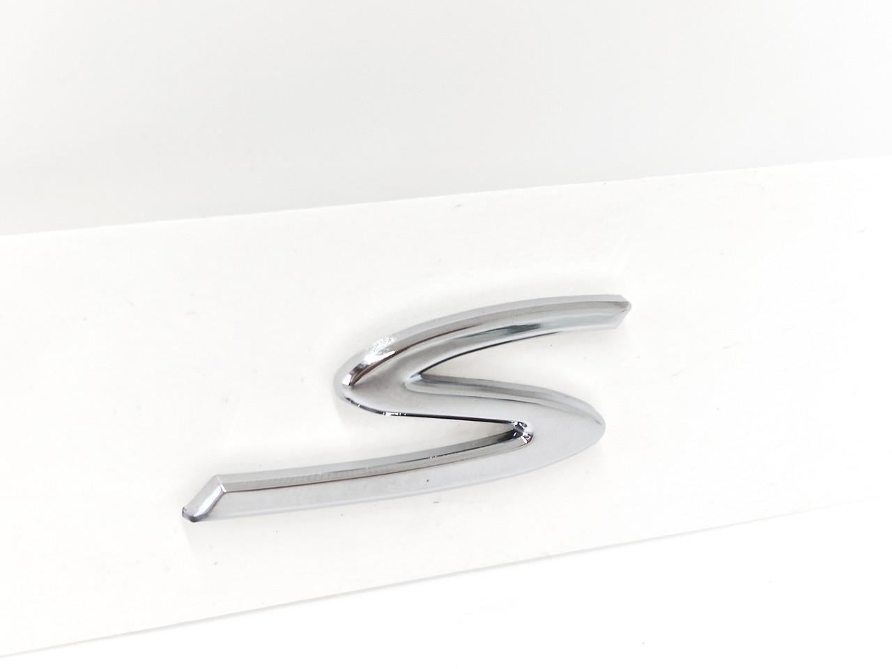 Эмблема на крышку багажника S Porsche Chrom (2341753049)