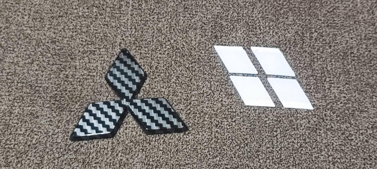 Логотип на руль Mitsubishi Outlander XL/Lancer X Хром (27503970) - фото 4 Логотип на руль Mitsubishi Outlander XL/Lancer X Хром (27503970) - фото 4