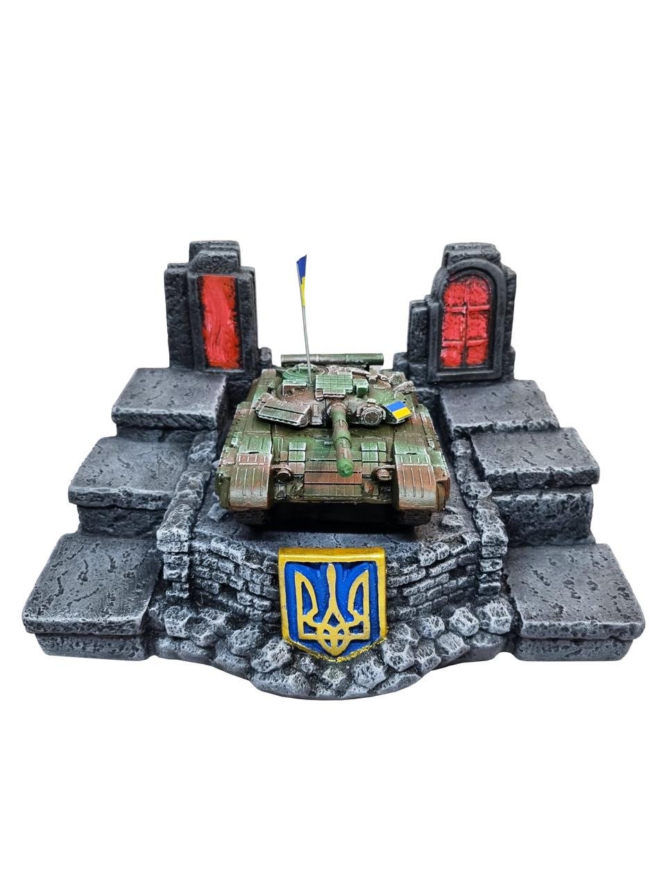 Статуэтка подставка для алкоголя Украинский танк Т-64 БВ №2 (1022) Статуэтка подставка для алкоголя Украинский танк Т-64 БВ №2 (1022)