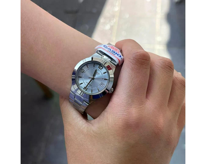 Наручний годинник жіночий LTP-1241D-2ADF d 25 мм - фото 2 Наручний годинник жіночий LTP-1241D-2ADF d 25 мм - фото 2