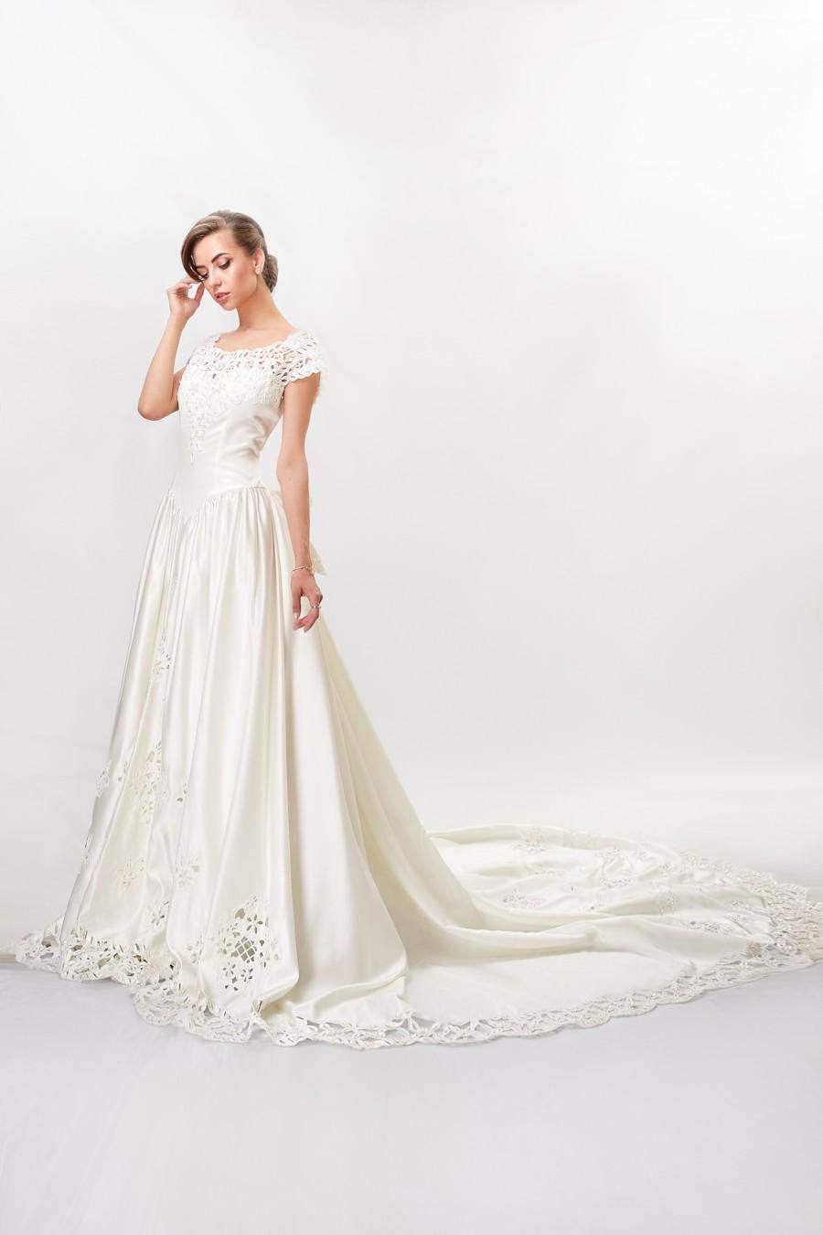 Сукня весільна Lignature р. 46/L Шампань (72157) - фото 2 Сукня весільна Lignature р. 46/L Шампань (72157) - фото 2