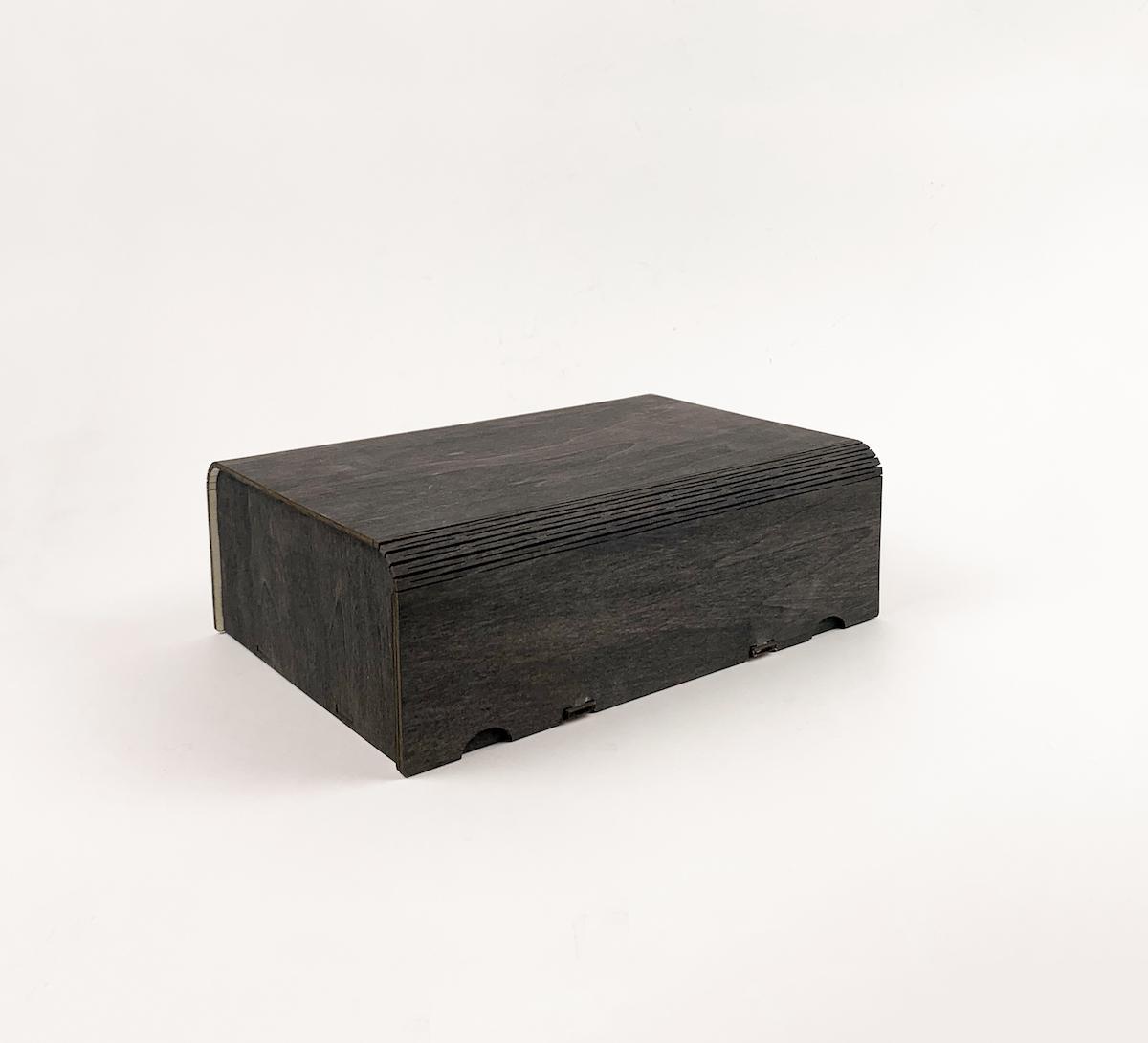 Коробка середня Чорний (4940)