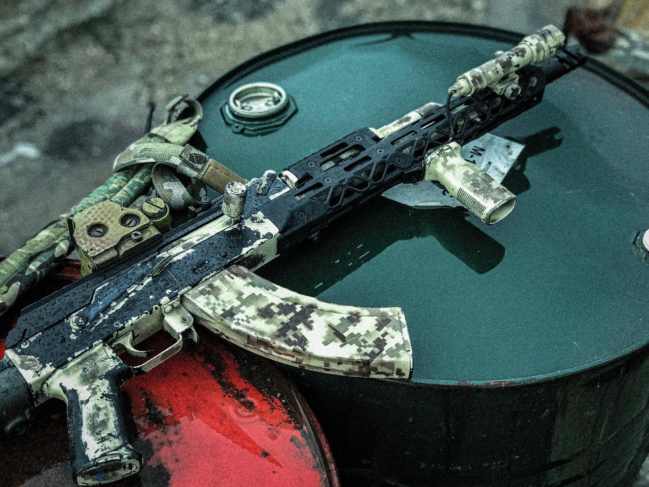 Цевье CRC 1U004 длинное M-Lok - фото 8 Цевье CRC 1U004 длинное M-Lok - фото 8