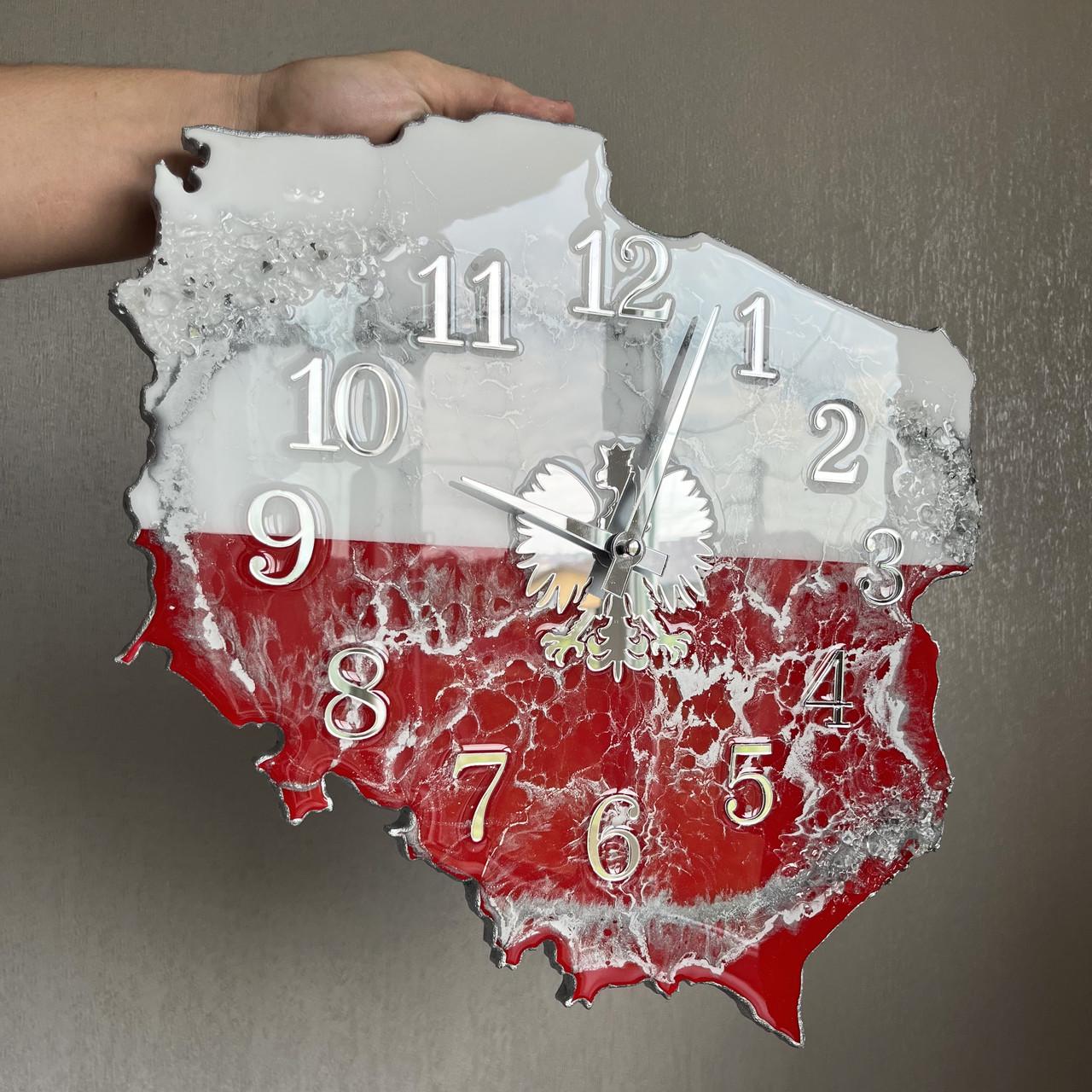 Часы настенные из эпоксидной смолы Карта Польши 60х54 см