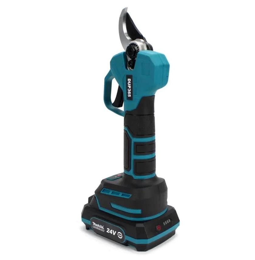 Набор пила аккумуляторная Макита DUC150Z и секатор DUP270 FFF в кейсе - фото 2 Набор пила аккумуляторная Макита DUC150Z и секатор DUP270 FFF в кейсе - фото 2