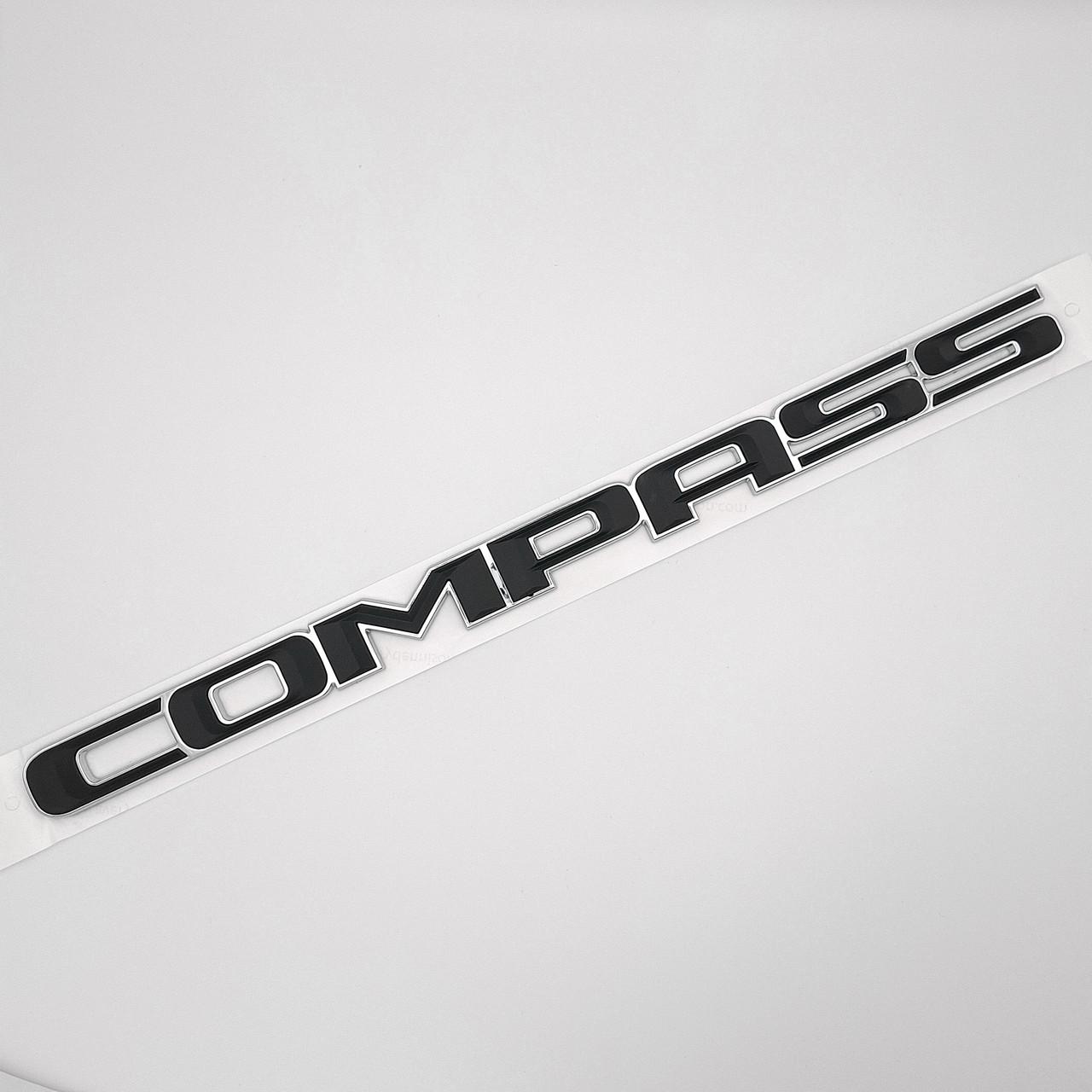 Эмблема надпись Compass Jeep ABS 35,5х2,2 см Хром/Черный матовый (2881790816)