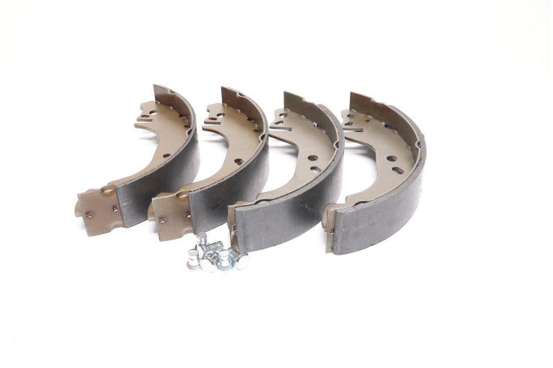 Колодки тормозные барабанные Ford Transit 80-120 задние LPR 07410