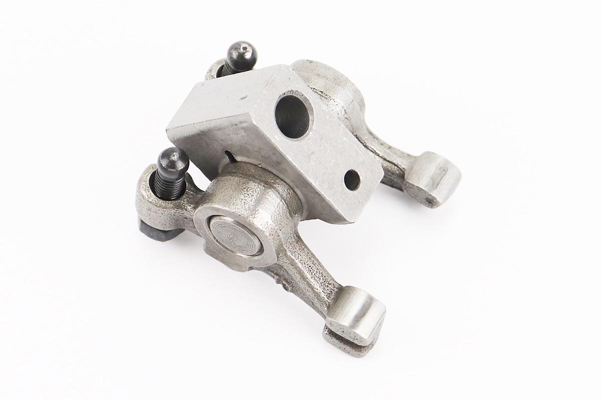 Комплект коромысло клапана с креплением к двигателям 178F (999339) Комплект коромысло клапана с креплением к двигателям 178F (999339)