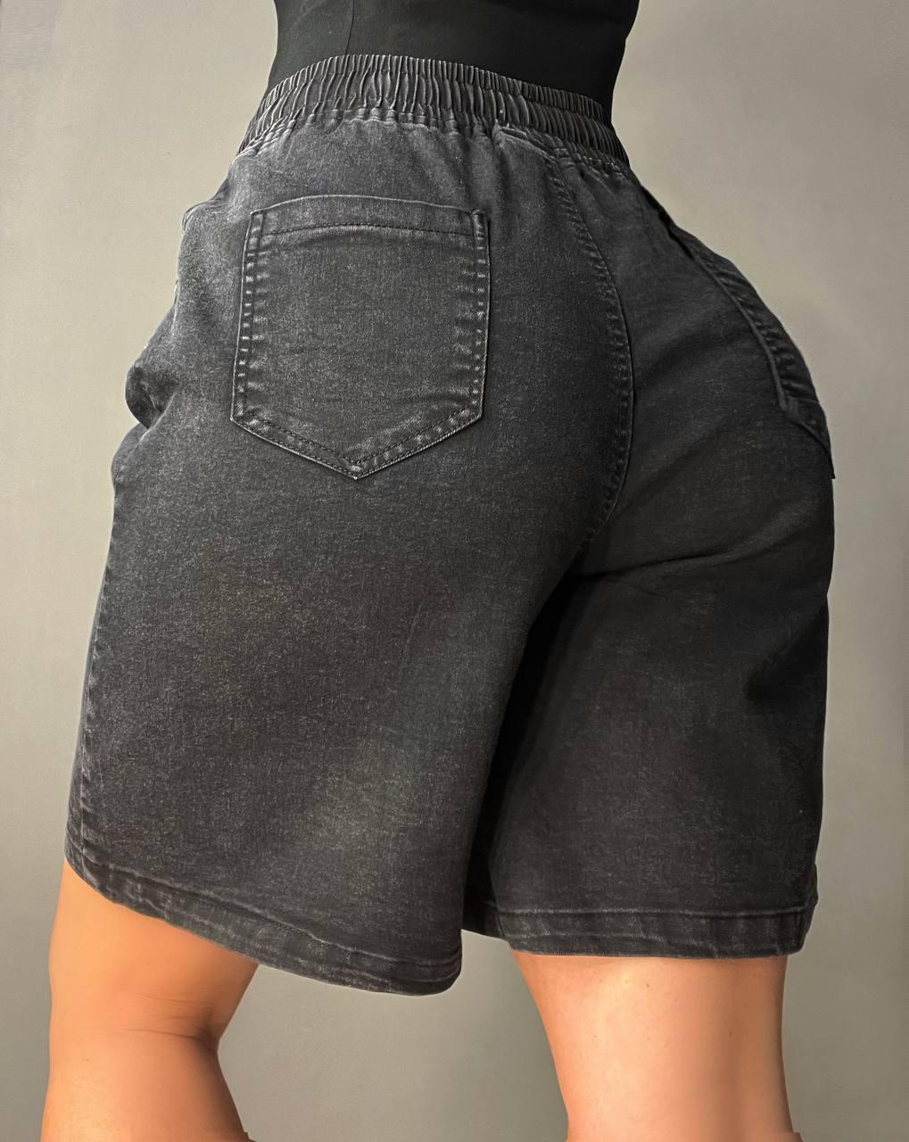 Шорты женские джинсовые Yingguoxiang 9062-1 мом с резинкой на талии и подворотом р. 28 Черный (4299) - фото 2