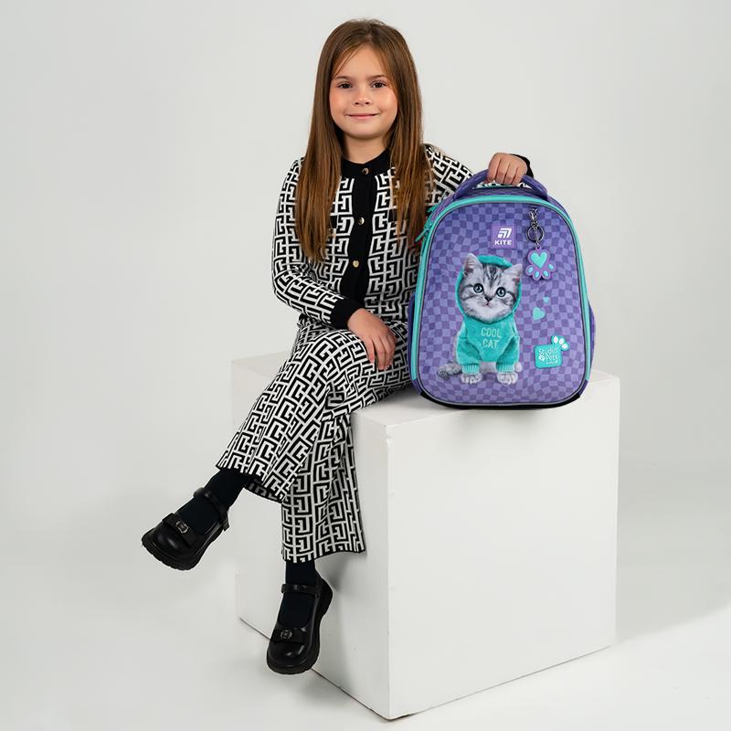 Школьный каркасный рюкзак KITE Education SP25-555S-2 Studio Pets с ортопедической спинкой (995386) - фото 8 Школьный каркасный рюкзак KITE Education SP25-555S-2 Studio Pets с ортопедической спинкой (995386) - фото 8