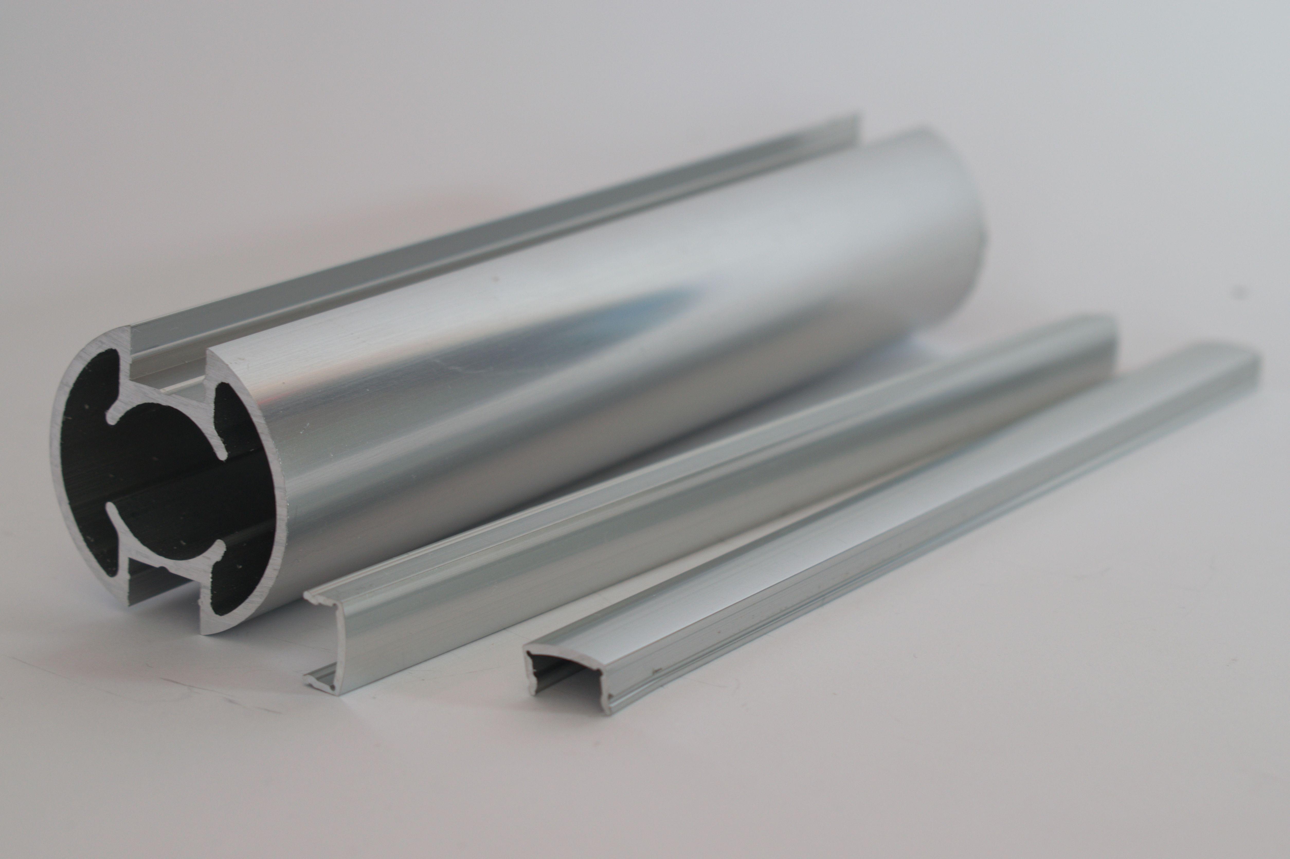 Штапік стійки до алюмінієвих поручнів тип коло 1 пог. м Срібний (10105с)