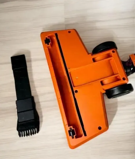 Пилосос колбовий вертикальний ручний Rainberg для збирання вовни та пилу з килимів 2500 Вт - фото 7 Пилосос колбовий вертикальний ручний Rainberg для збирання вовни та пилу з килимів 2500 Вт - фото 7