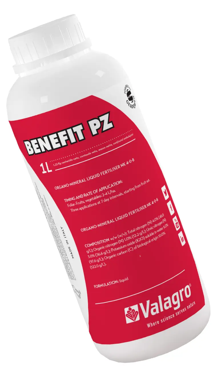 Органо-минеральное удобрение биостимулятор увеличения плодов Valagro Benefit PZ 1 л
