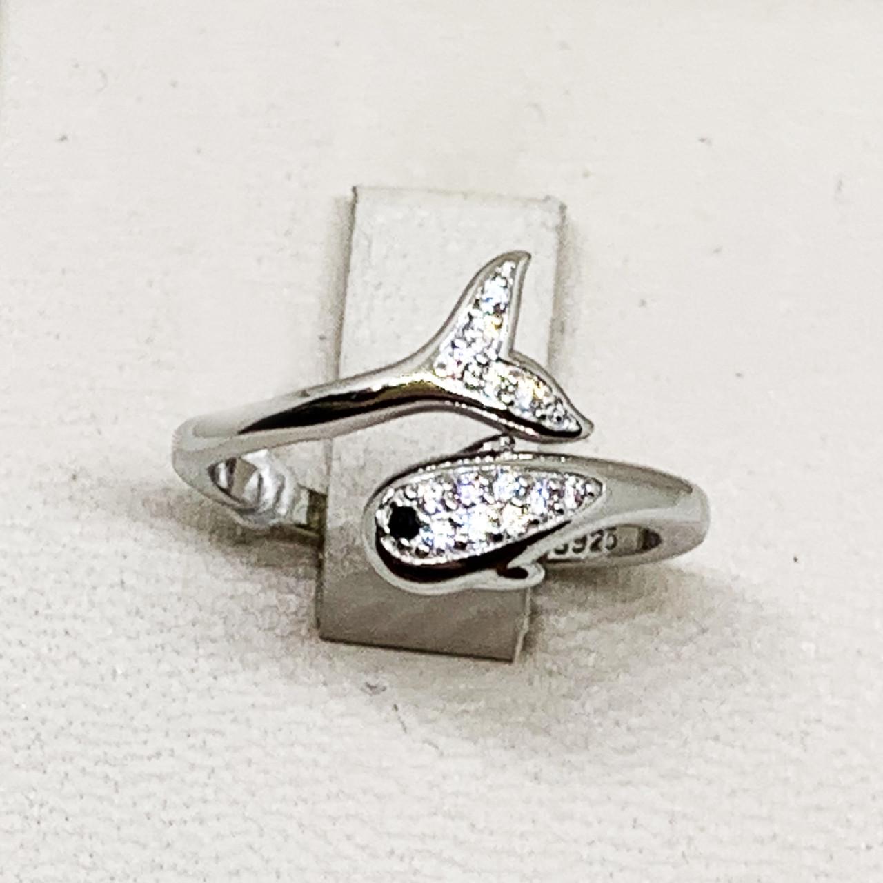 Кольцо серебряное Дельфин с кубическим цирконием р. 16,5 2,34 г (1718386660)