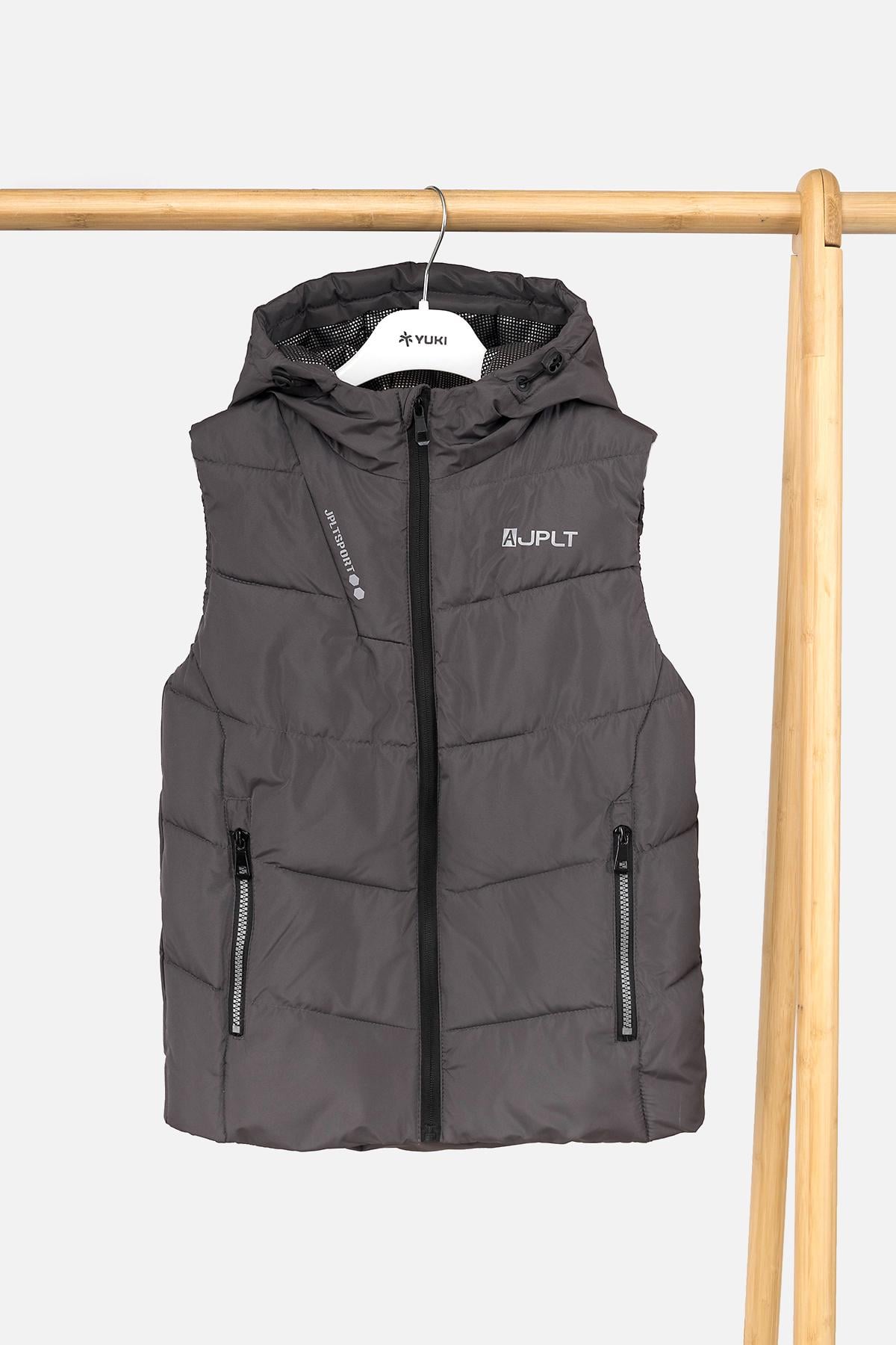 Жилет для мальчика утепленный 164 см Серый (SKT000965729)