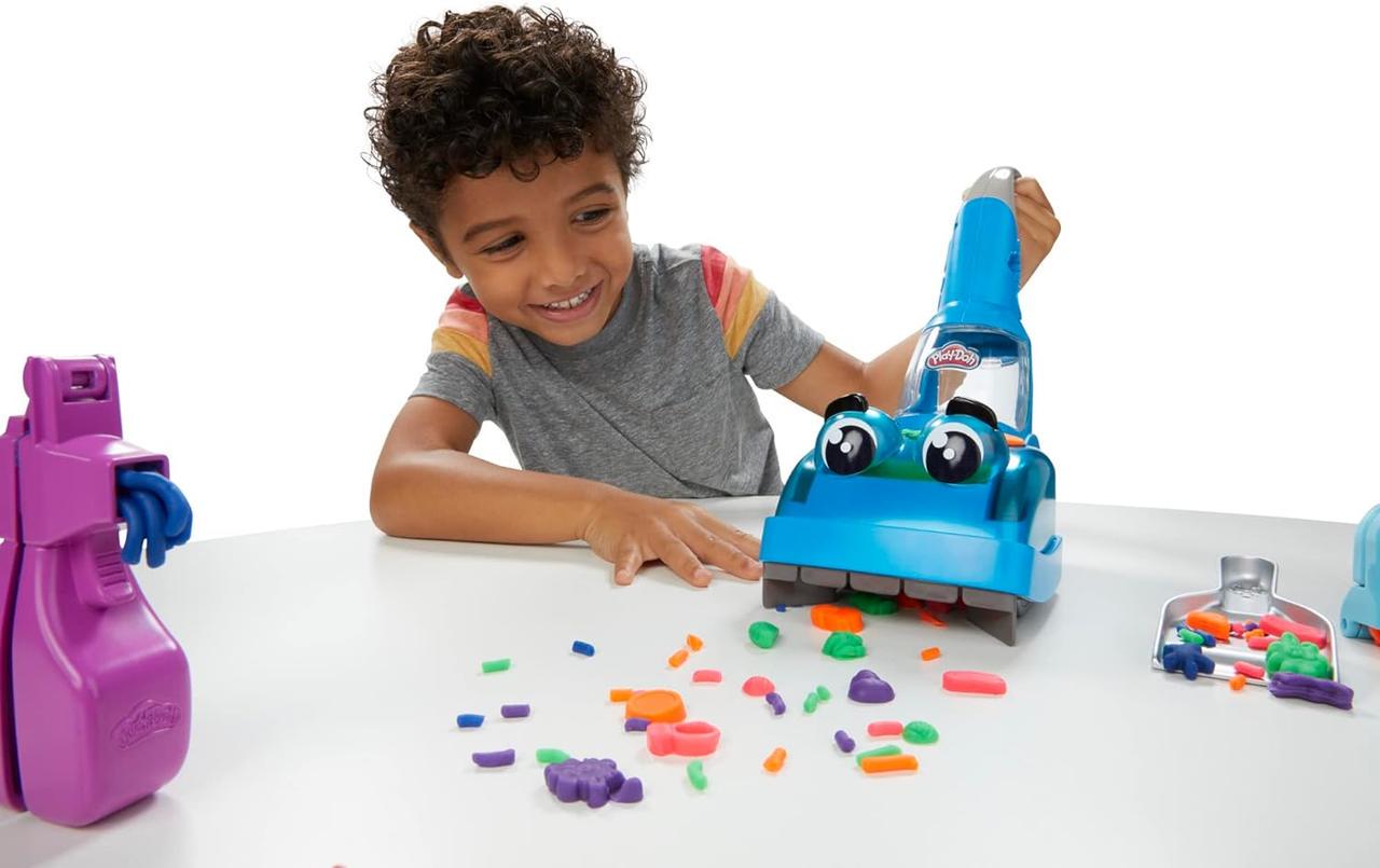 Детский игровой набор Play-Doh Zoom Zoom Vacuum and Cleanup Toy. - фото 6