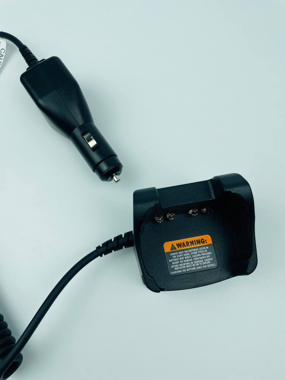 Автомобільний зарядний пристрій Motorola для рацій та батарей DP/R7 (43253) - фото 2