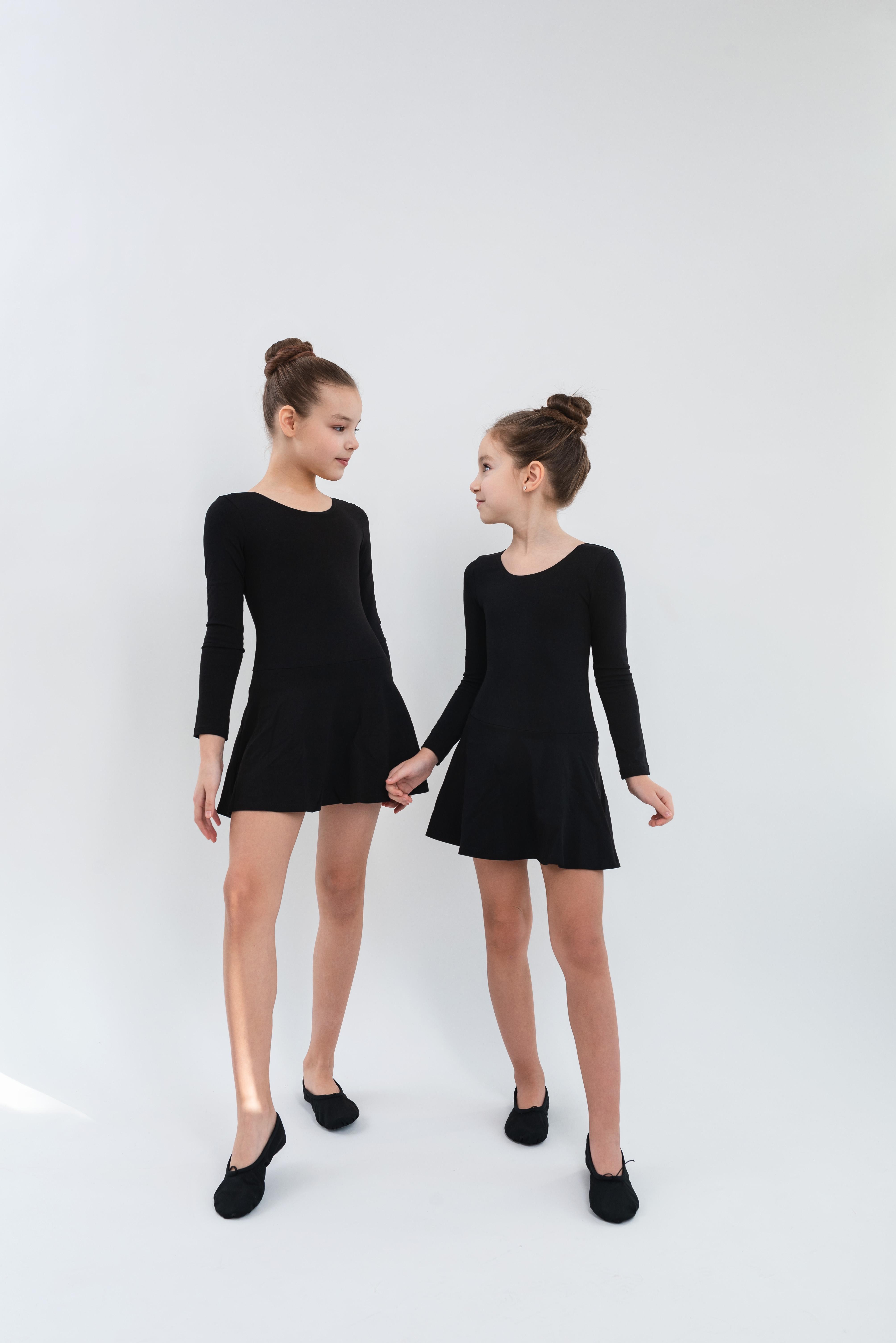 Купальник зі спідницею та довгим рукавом для танців Sono 122 розмір Чорний (1145817) - фото 9 Купальник зі спідницею та довгим рукавом для танців Sono 122 розмір Чорний (1145817) - фото 9