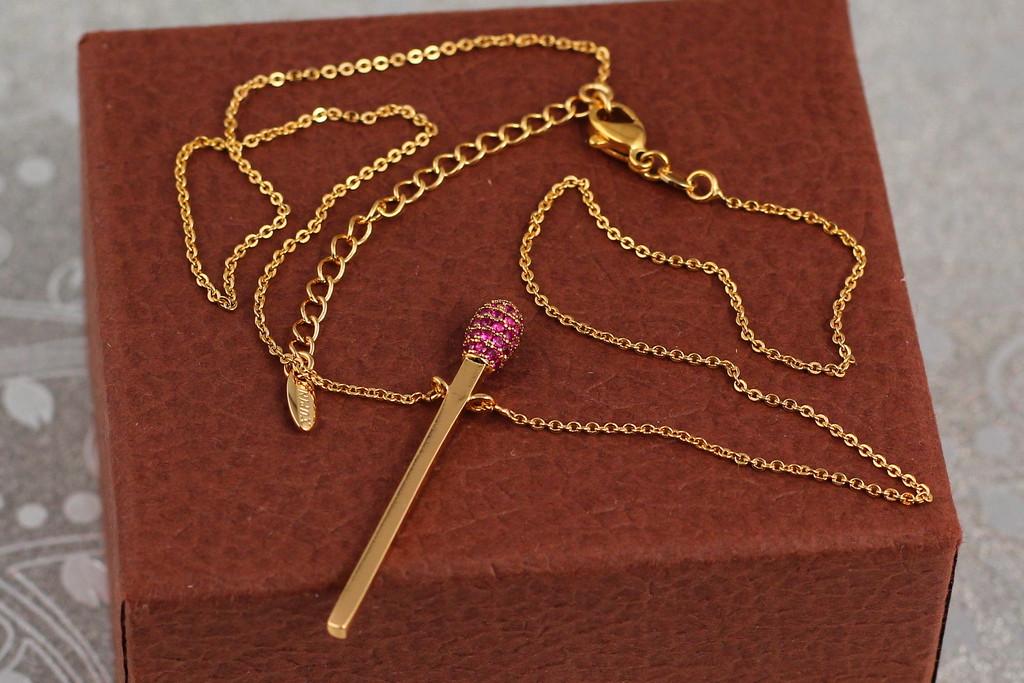 Цепь Xuping Jewelry якорная с кулоном спичка 40 см 1 мм Золотистый