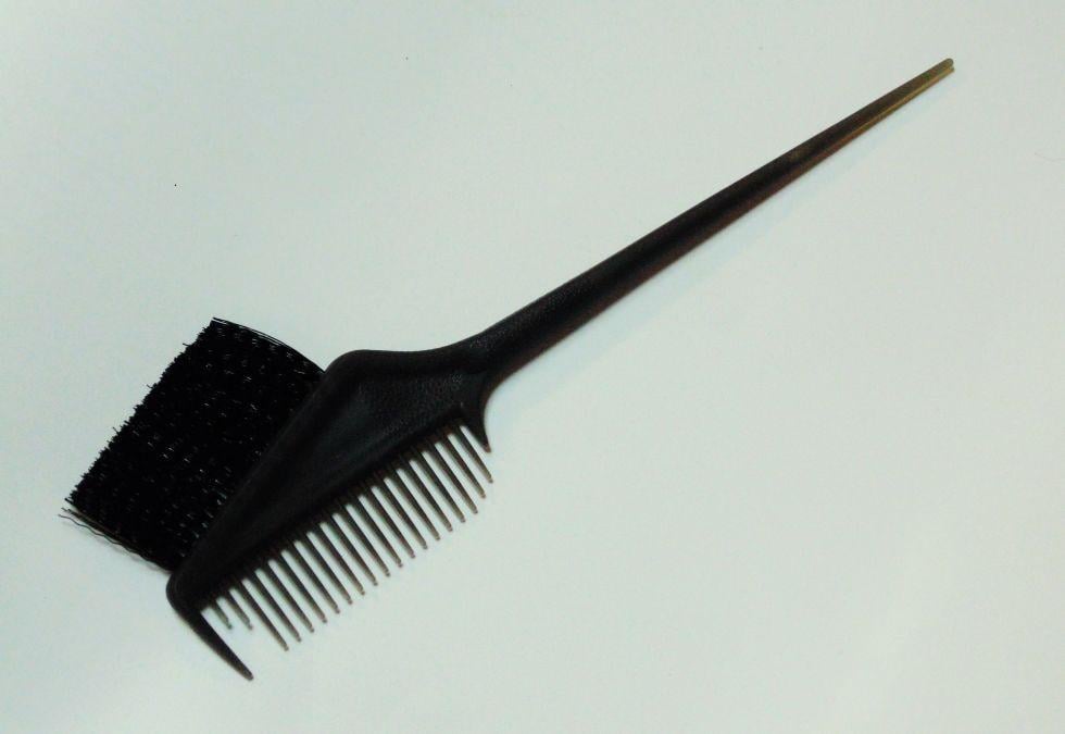 Кисточка-гребешок для окрашивания волос ДенІС professional комбинированный с черной щетиной Черный (1453070078)