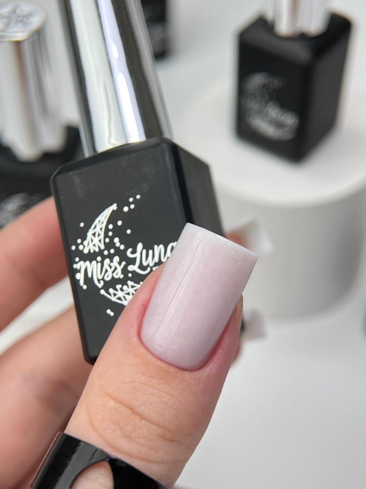 База камуфлирующая с шимером Make up shimmer base 02 10 мл