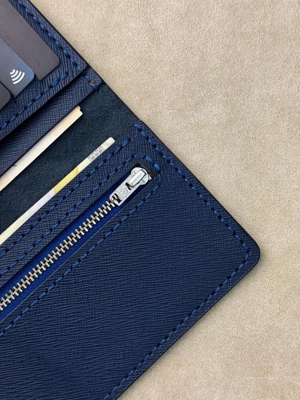Портмоне чоловіче ручна робота з натуральної шкіри Saffiano Синій (2664154041) - фото 7 Портмоне чоловіче ручна робота з натуральної шкіри Saffiano Синій (2664154041) - фото 7
